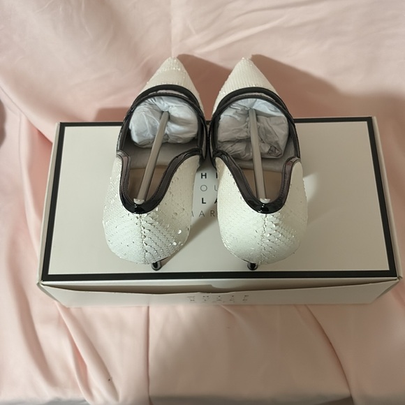 White House Black Market Two-Tone Heels - Picture 6 of 11